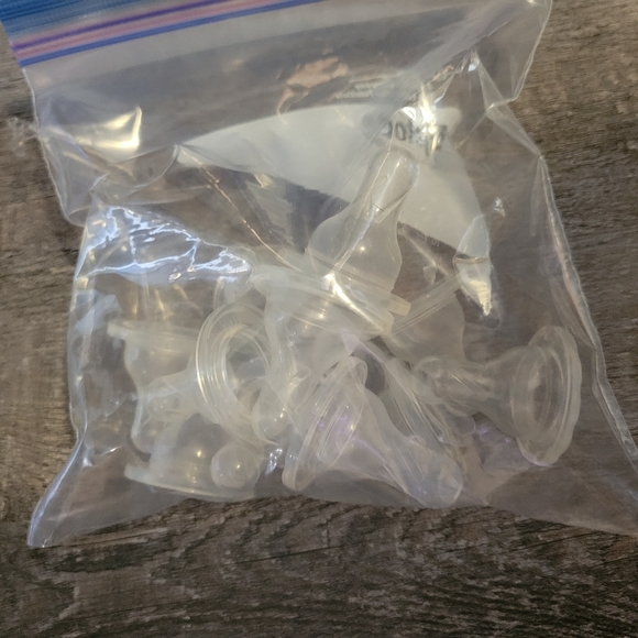 Dr Brown bottles x11 with extra nipples - Picture 4 of 5